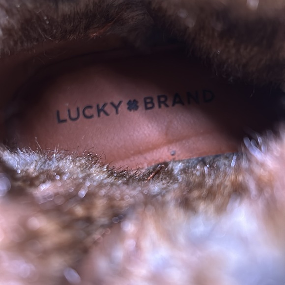 Lucky Brand Declann Fur Lined Slip-on Ankle
Bootie Size 8 1/2 - Picture 6 of 6